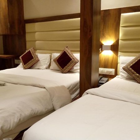Hotel Adams Inn Near Mumbai Airport Esterno foto