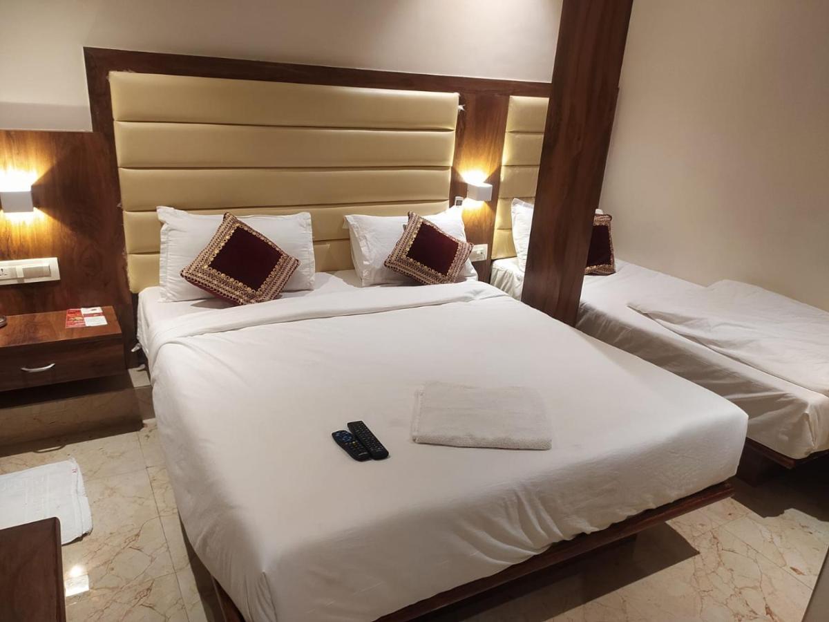 Hotel Adams Inn Near Mumbai Airport Esterno foto