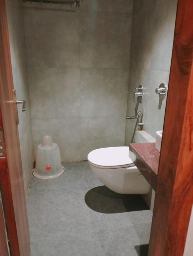 Hotel Adams Inn Near Mumbai Airport Esterno foto