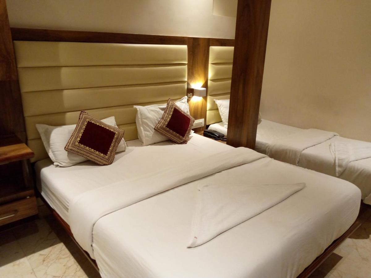 Hotel Adams Inn Near Mumbai Airport Esterno foto